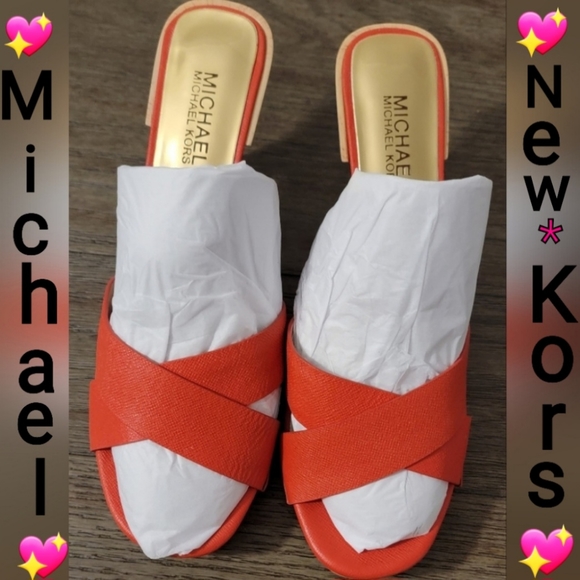 Michael Kors Saffiano Leather Slide Sandles Wood Heel Orange Size 9.5 - Picture 3 of 13
